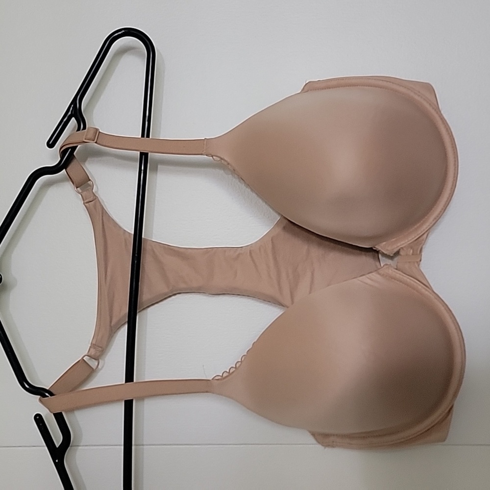 Victoria Secret Push-up Bra size 34DD nude
